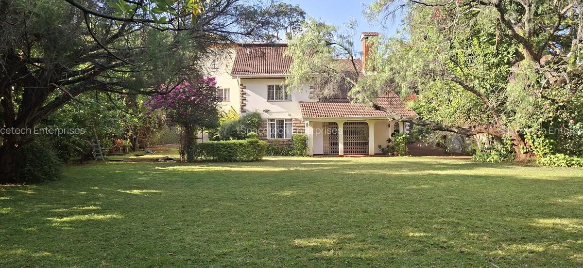 5 Bed Townhouse with En Suite in Spring Valley - 2