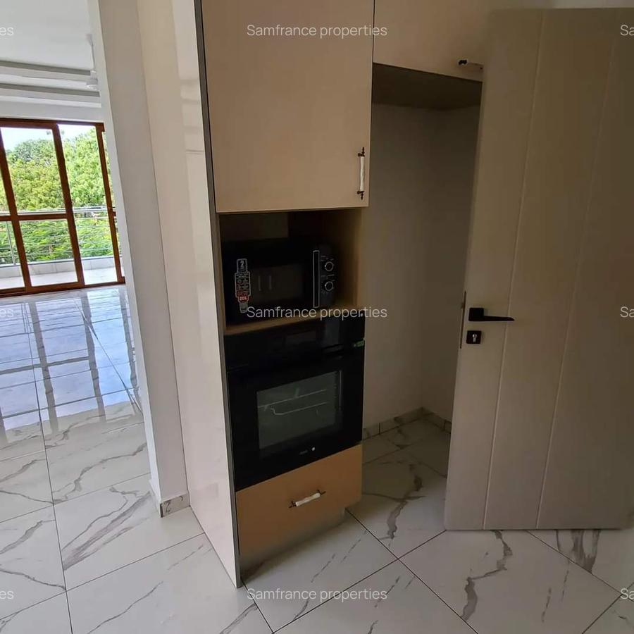 Serviced 3 Bed Apartment with En Suite at Baobab Road - 7