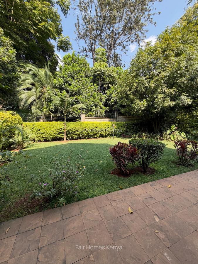 4 Bed Townhouse with En Suite at Lavington Green - 2