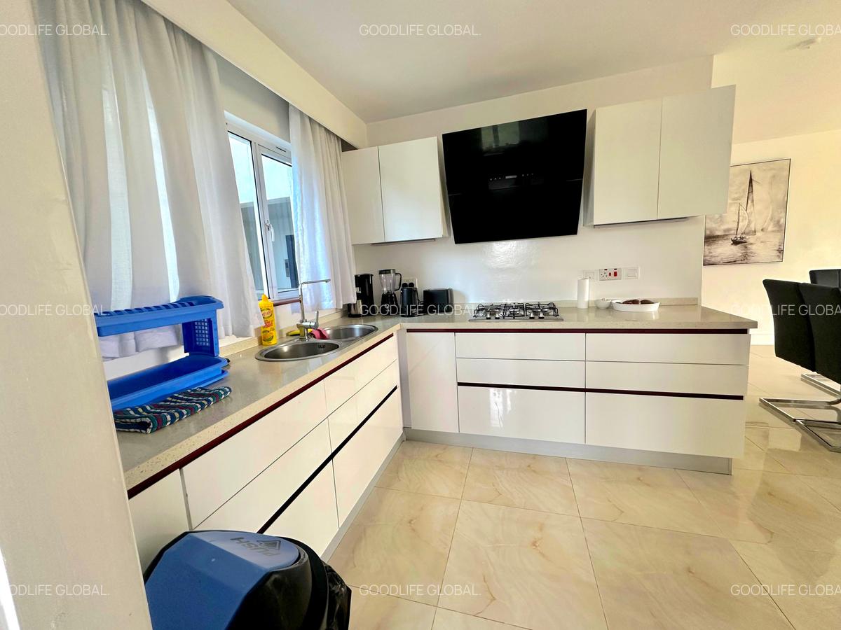 Furnished 2 Bed Apartment with En Suite at Westlands - 8