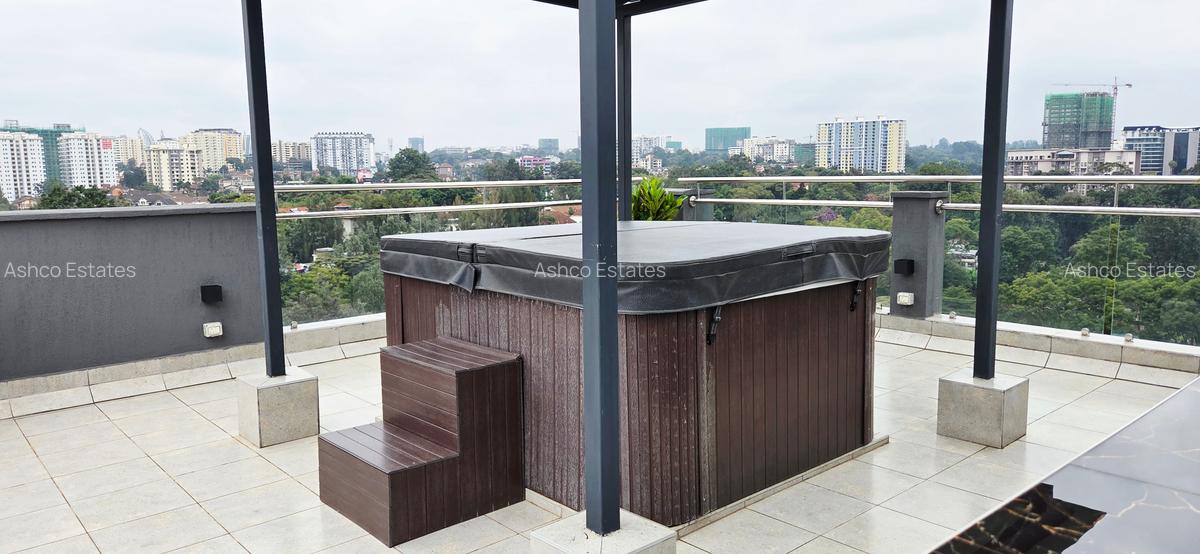 3 Bed Apartment with En Suite in Riverside - 17