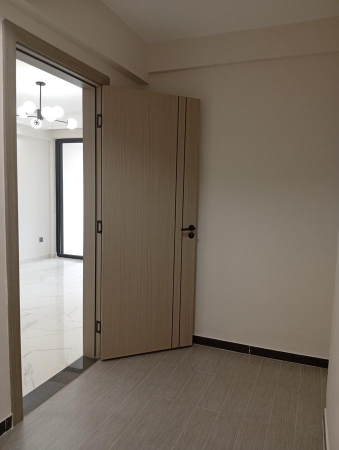 1 Bed Apartment with Gym in Kilimani - 4