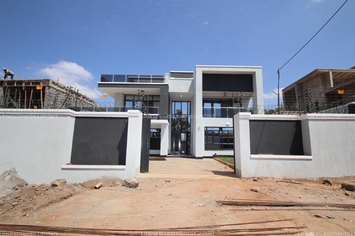 4 Bed House with En Suite in Ruiru - 1