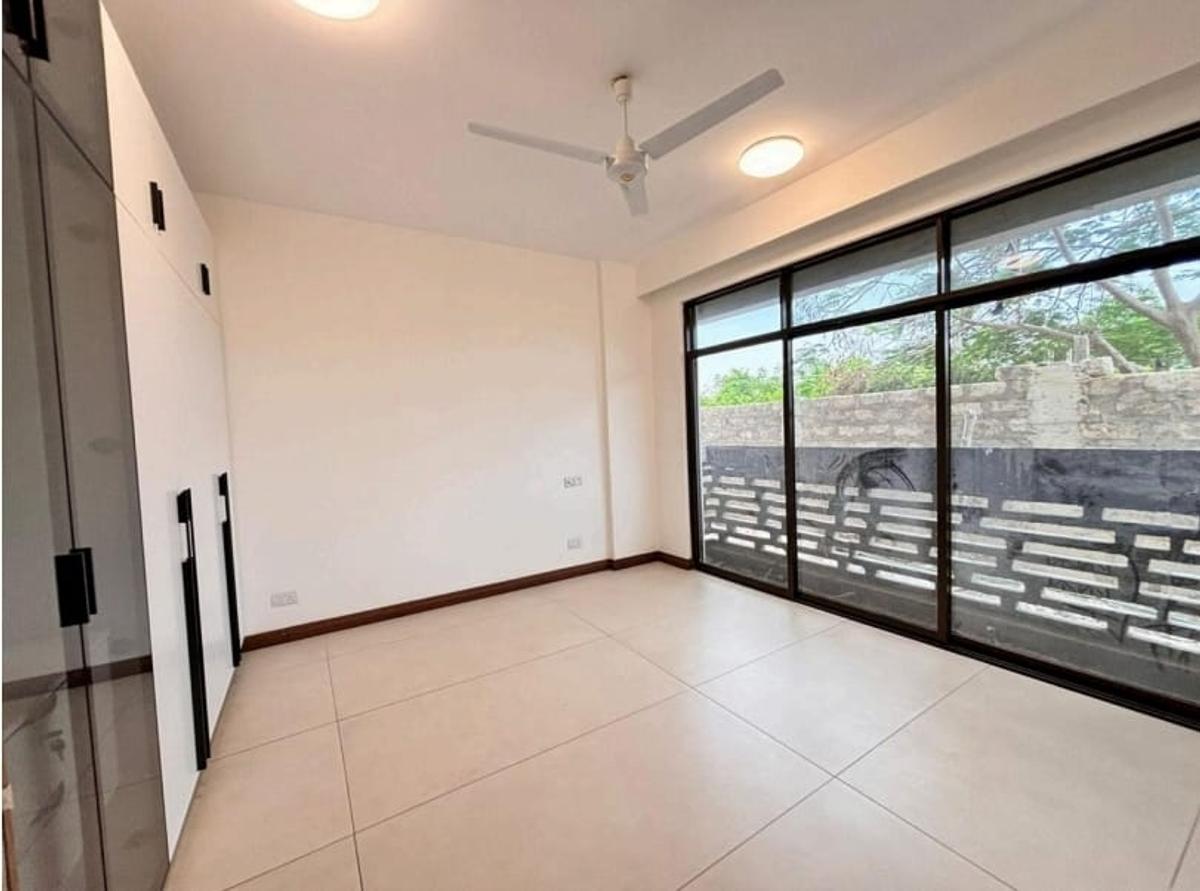 Furnished 4 Bed Apartment with En Suite at Nyali Beach Road - 7