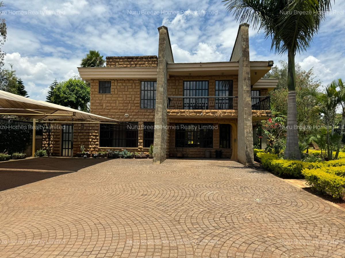 5 Bed House with En Suite in Nyari - 11