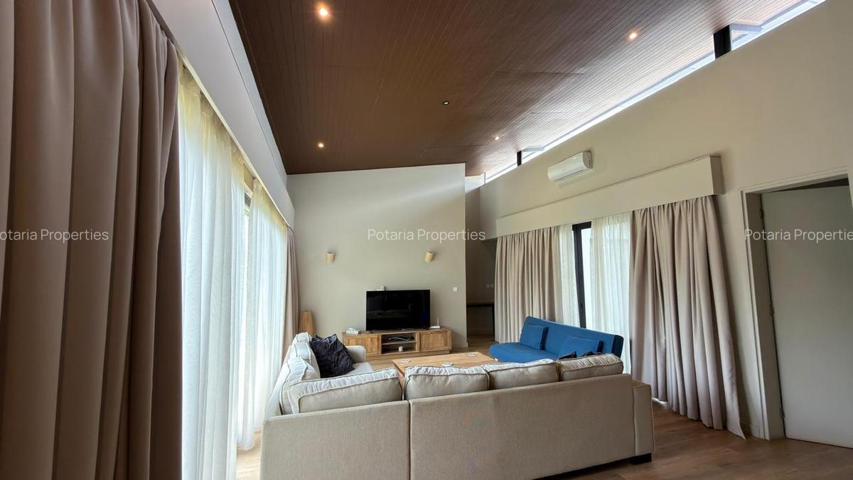 3 Bed Villa with En Suite in Runda - 4