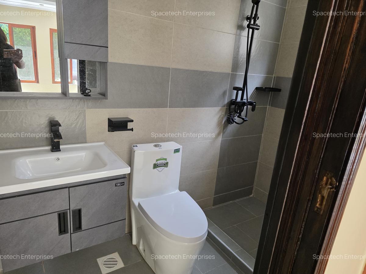 5 Bed House with En Suite in Kitisuru - 13