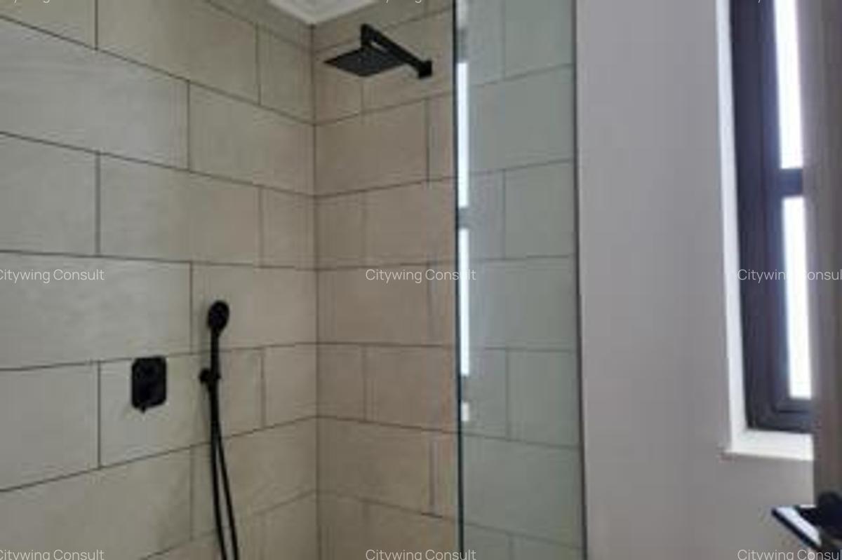 Serviced 3 Bed Apartment with En Suite at Runda - 10