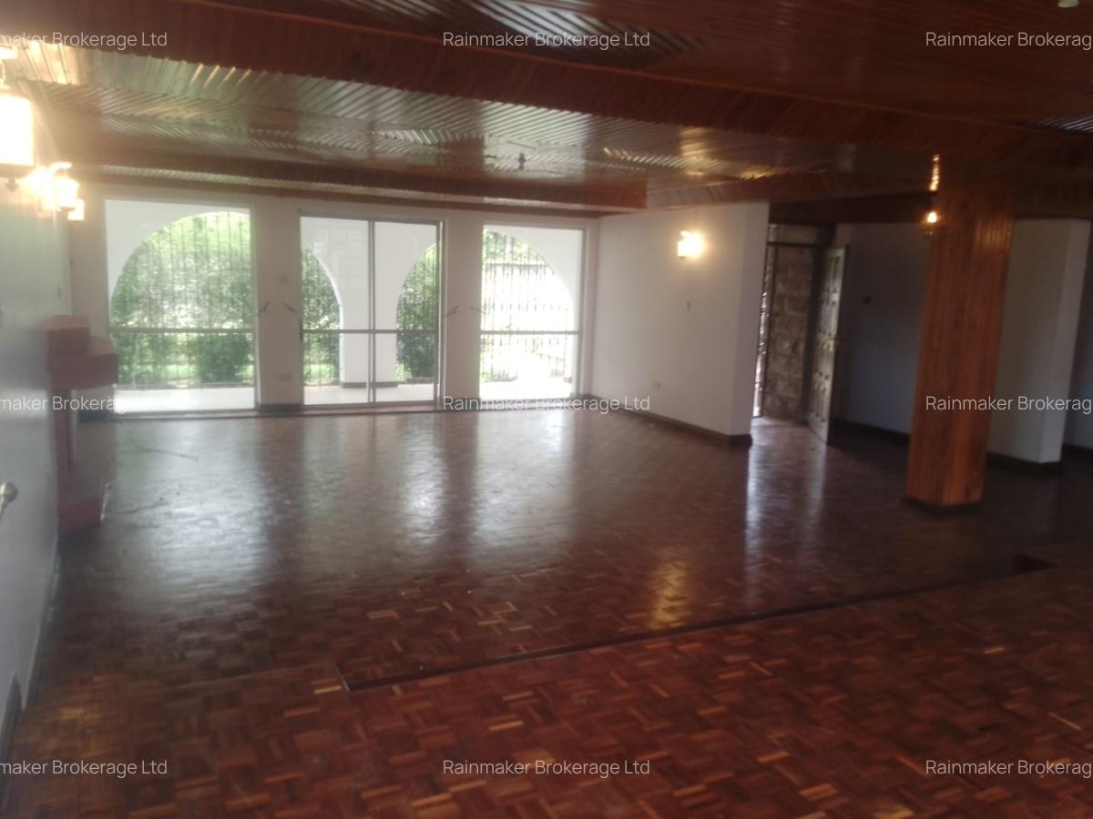 4 Bed Townhouse with En Suite in Runda - 5