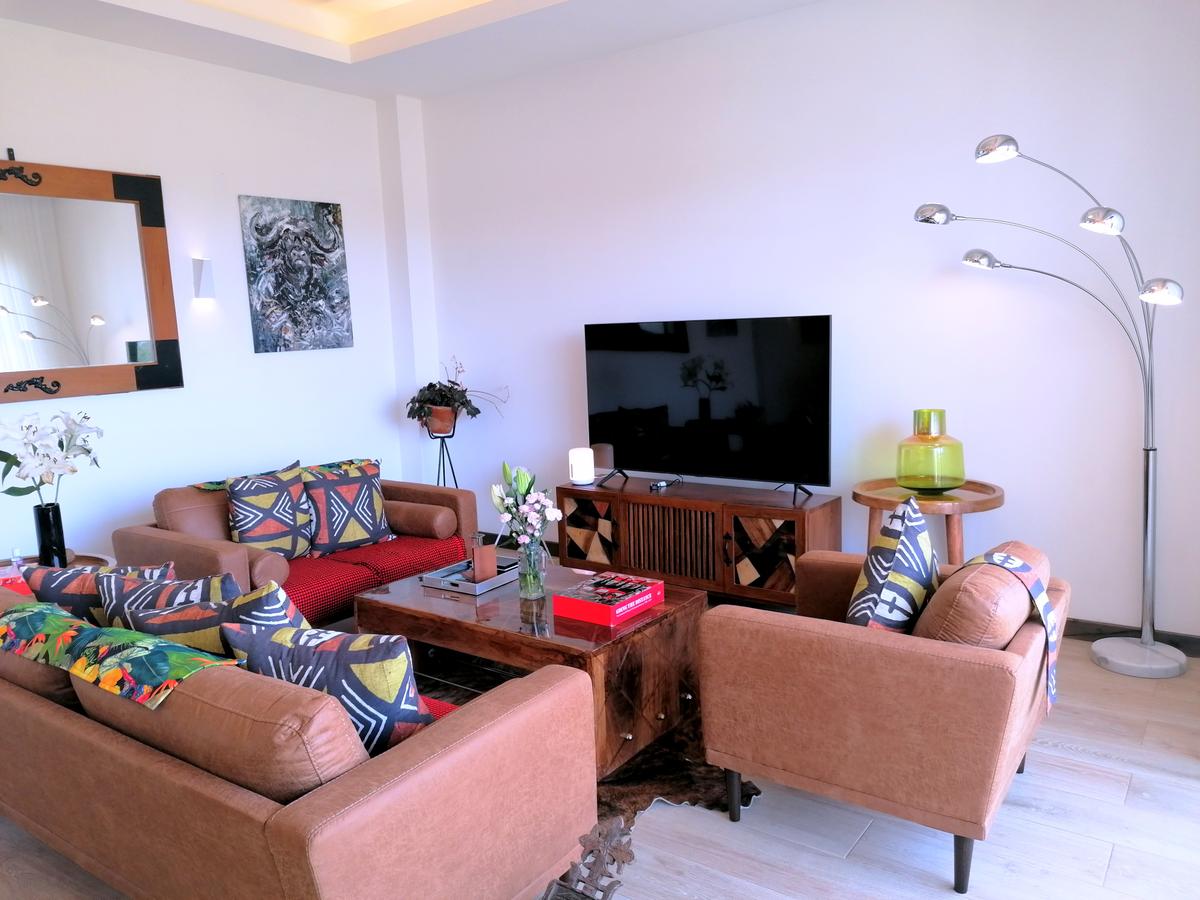 Furnished 3 Bed Apartment with En Suite at Rosslyn - 4