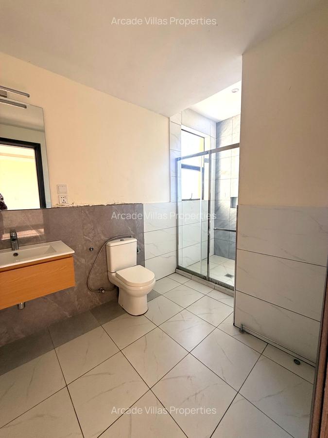 4 Bed Apartment with En Suite in Kileleshwa - 7