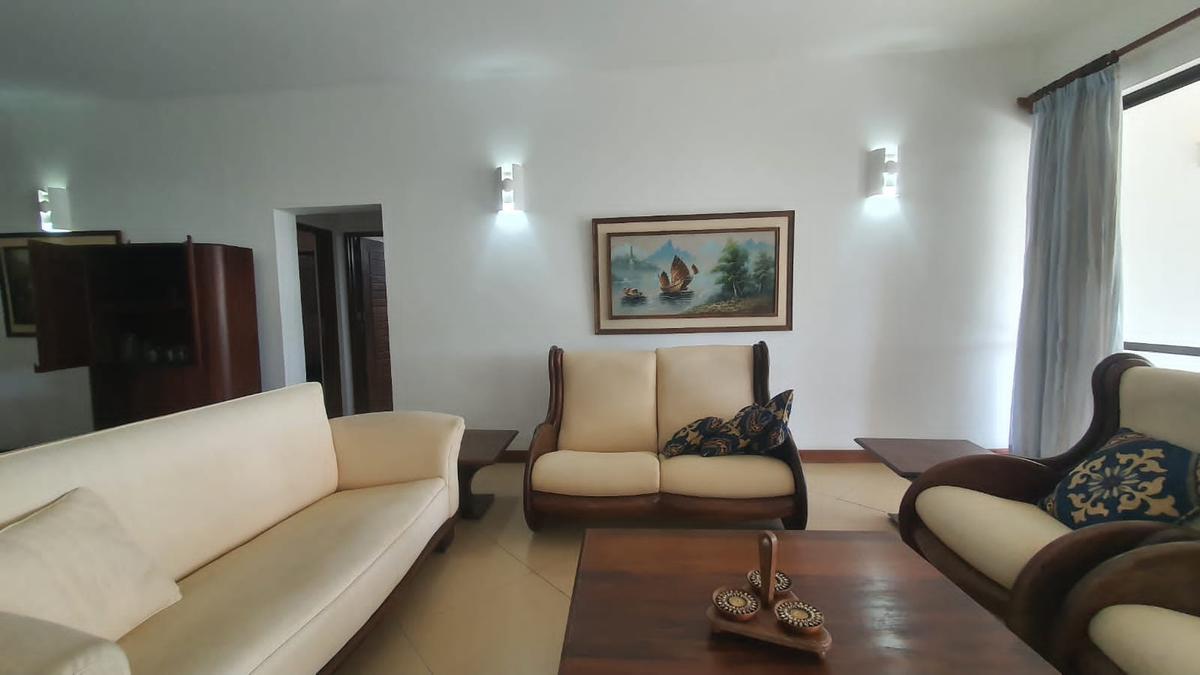 Serviced 3 Bed Apartment with En Suite in Mkomani - 10