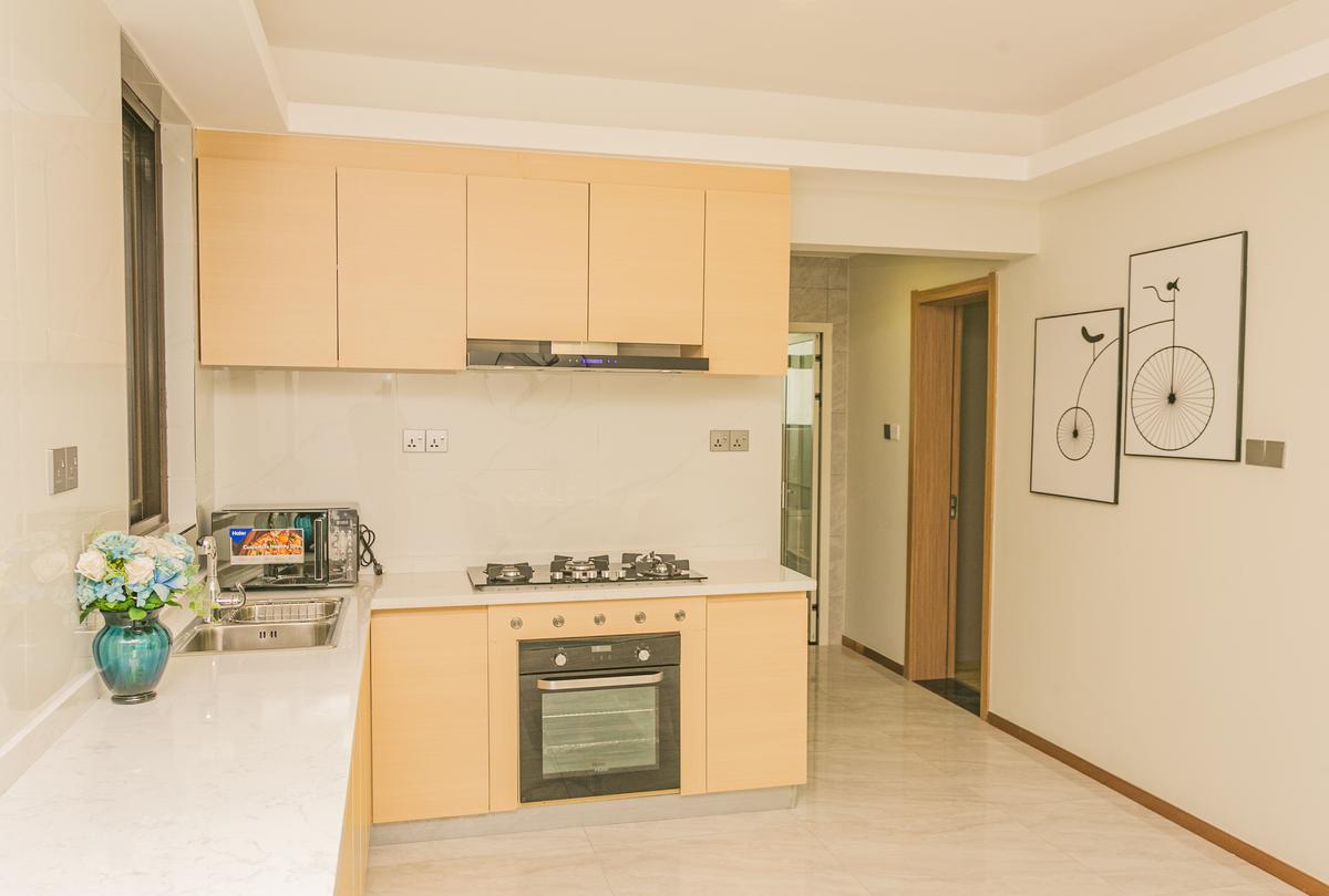 2 Bed Apartment with En Suite at Othaya Rd - 4