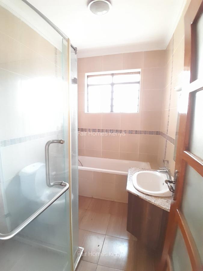 5 Bed Townhouse with En Suite at Convent Drive - 7