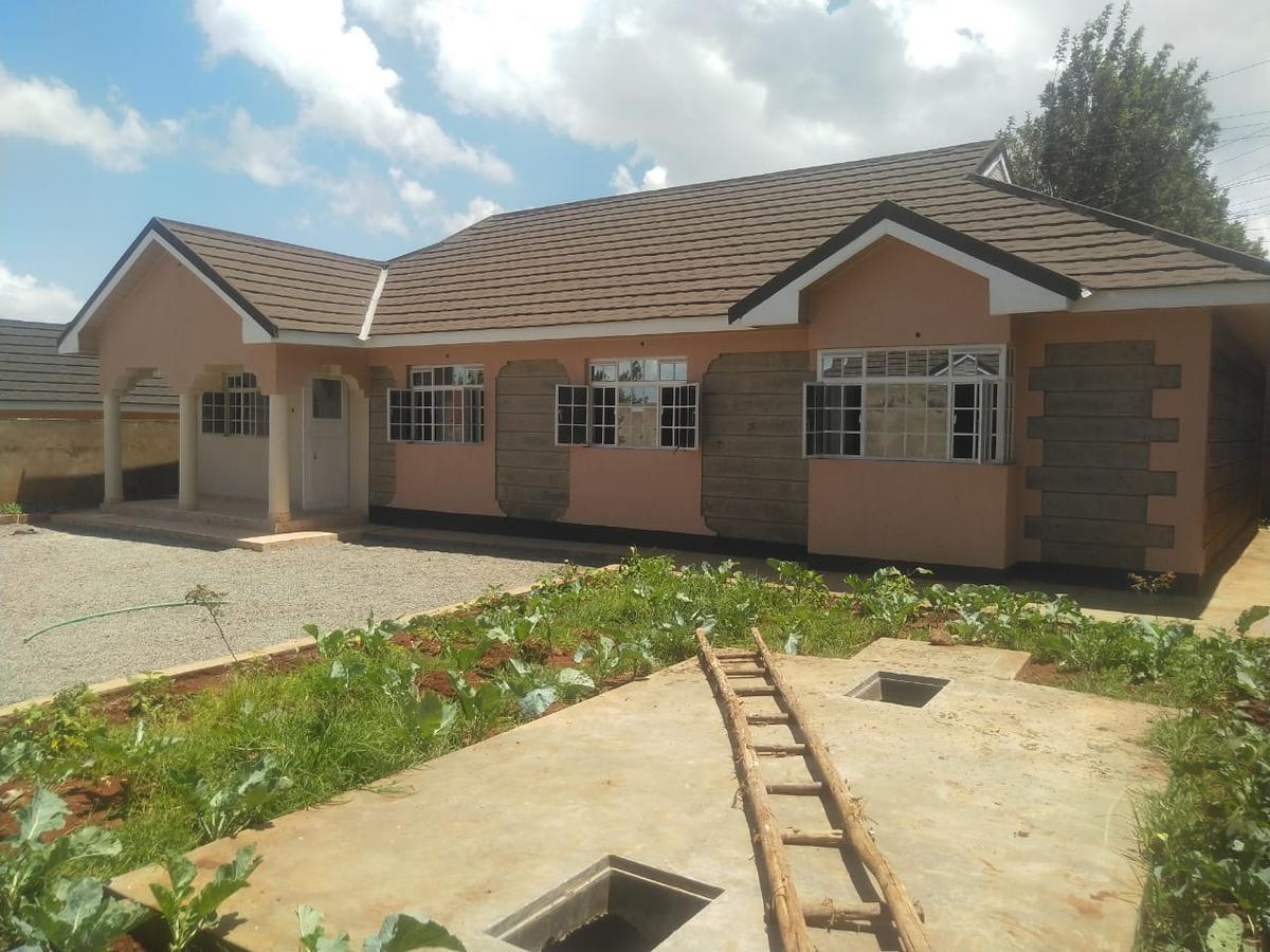 4 Bed House with En Suite in Ngong - 1