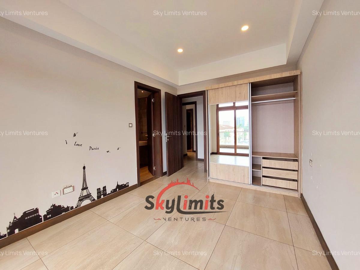 3 Bed Apartment with En Suite at General Mathenge - 10