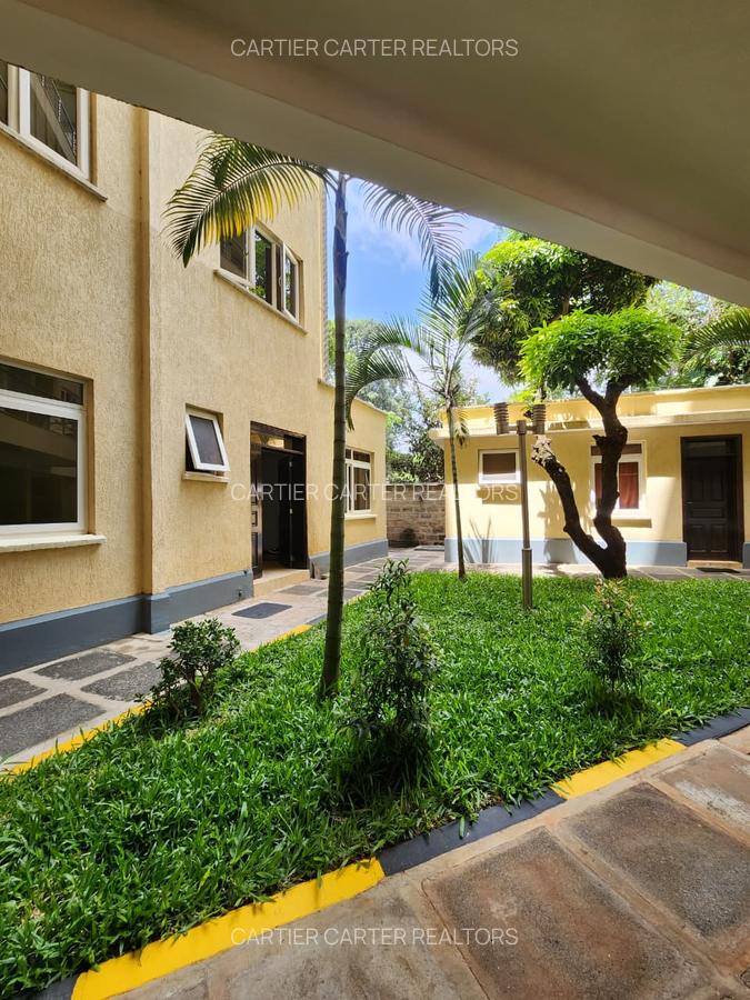 Serviced 3 Bed Apartment with En Suite in Brookside - 20