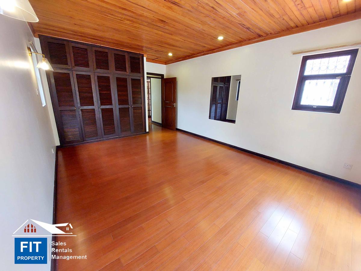 5 Bed House with En Suite in Muthaiga - 14