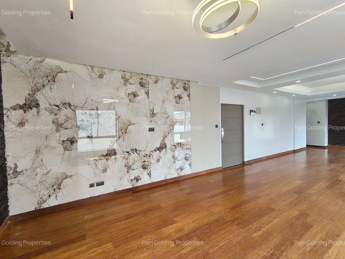 3 Bed Apartment with En Suite in Lavington - 3