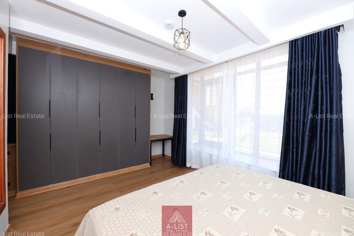 2 Bed Villa with Garden at Ridgeways - 18