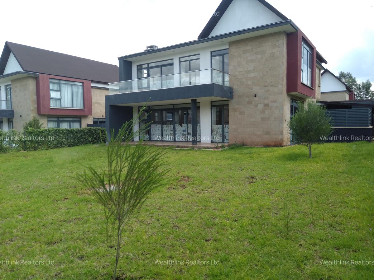 4 Bed Townhouse with En Suite at Garden Estate - 2