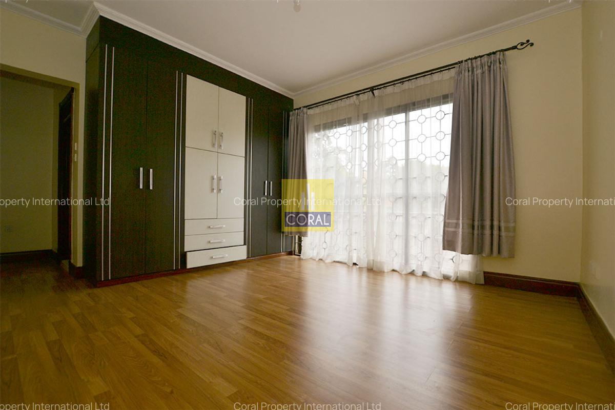 5 Bed House with Swimming Pool in Westlands Area - 5