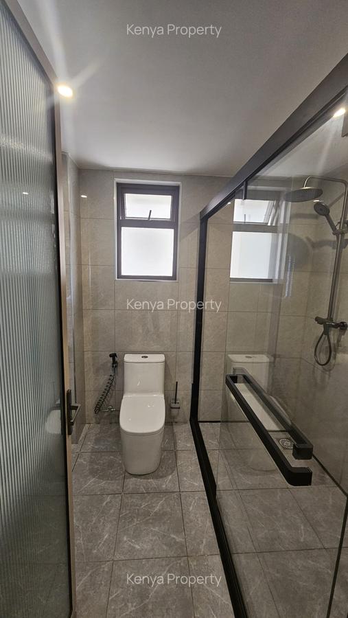 Serviced 2 Bed Apartment with En Suite at Riverside Drive - 5