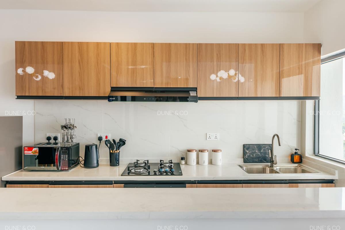 Serviced 2 Bed Apartment with En Suite in Riverside - 4