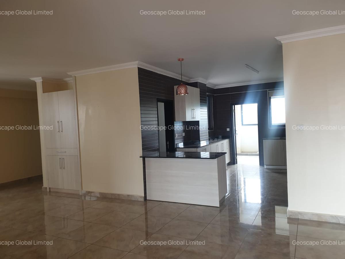 3 Bed Apartment with En Suite in Westlands Area - 6