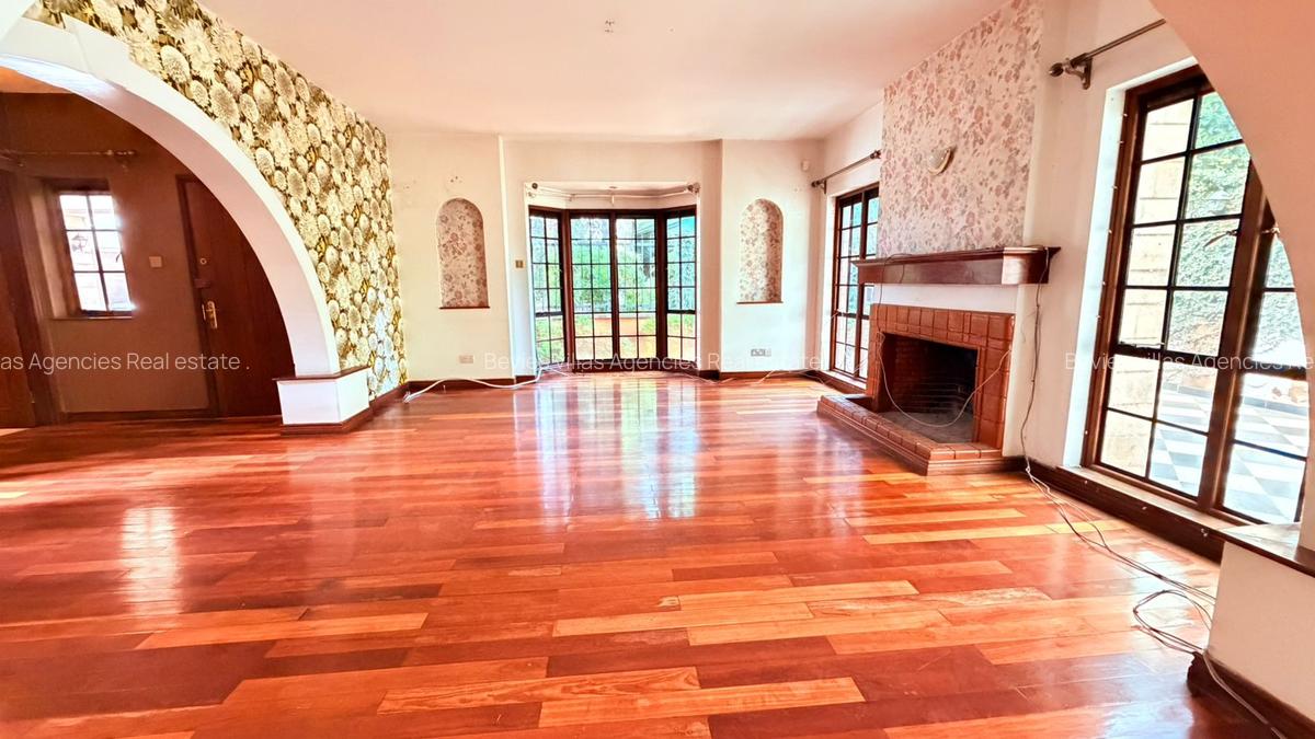 5 Bed Townhouse with En Suite at General Mathenge - 8