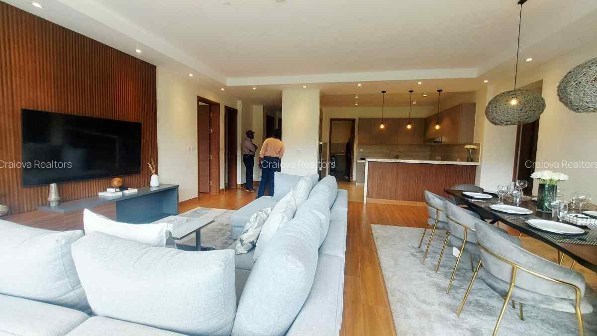 3 Bed Apartment with En Suite at Riverside Drive - 11