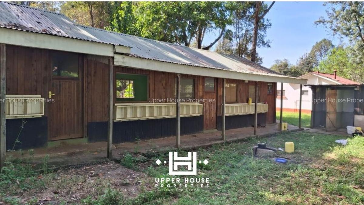 3 Bed House with En Suite at Samat Estate - 8