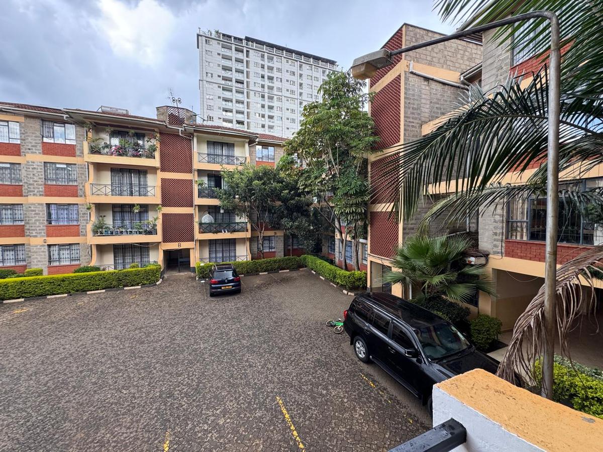 3 Bed Apartment with En Suite in Kilimani - 1