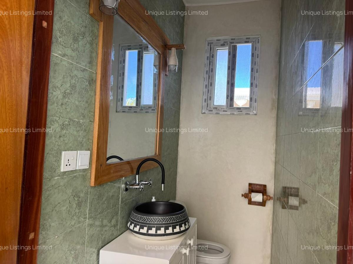 3 Bed Villa with En Suite in Watamu - 15