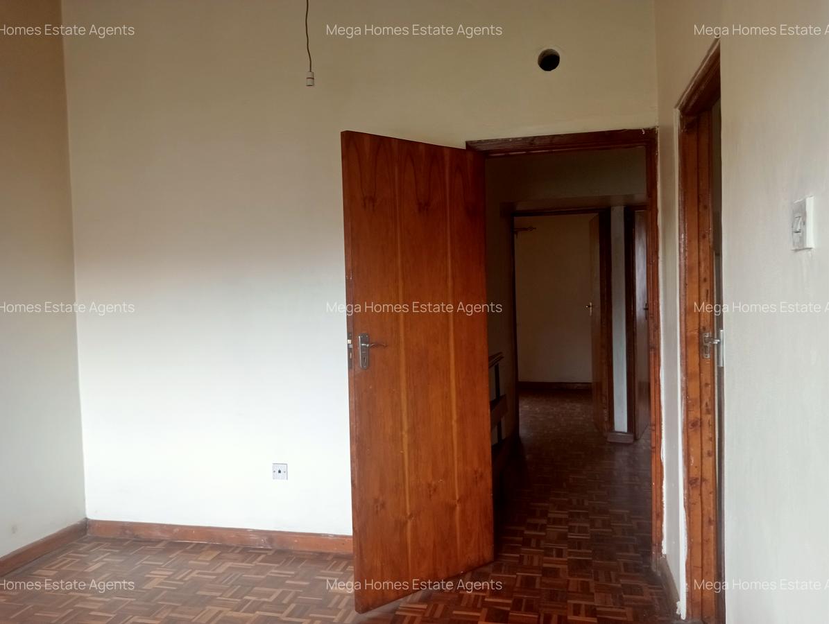 4 Bed Townhouse with En Suite at Gitanga Road - 17
