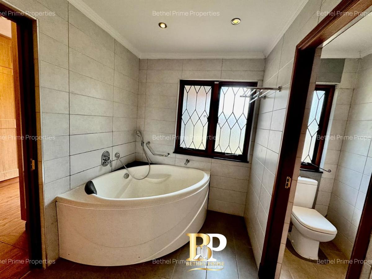 5 Bed House with En Suite in Gigiri - 12