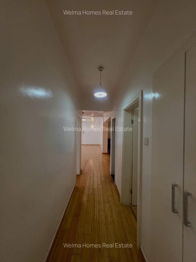 3 Bed Apartment with En Suite in Kileleshwa - 11