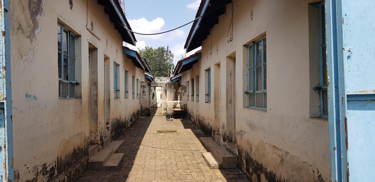Commercial Property with Backup Generator at Close To Braeburn Garden Estate - 19