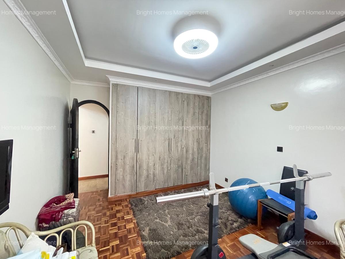 5 Bed Townhouse with En Suite in Riverside - 12