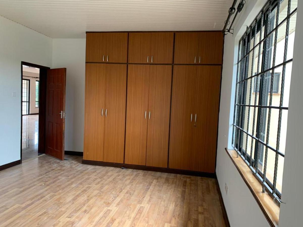 4 Bed Apartment with En Suite in Westlands Area - 5