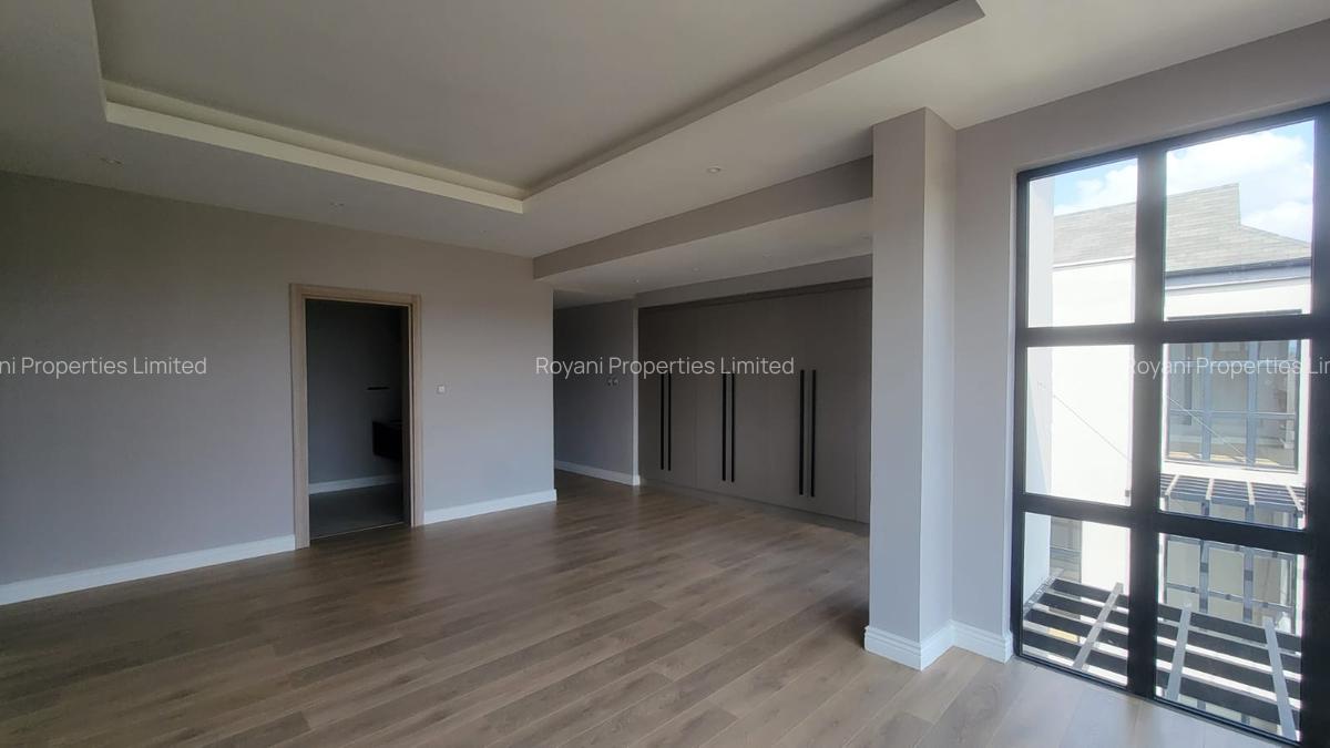 4 Bed Townhouse with En Suite in Kiambu Road - 12
