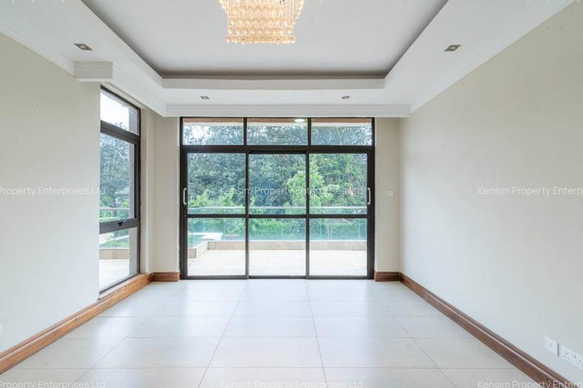 5 Bed Townhouse with En Suite in Karen - 8