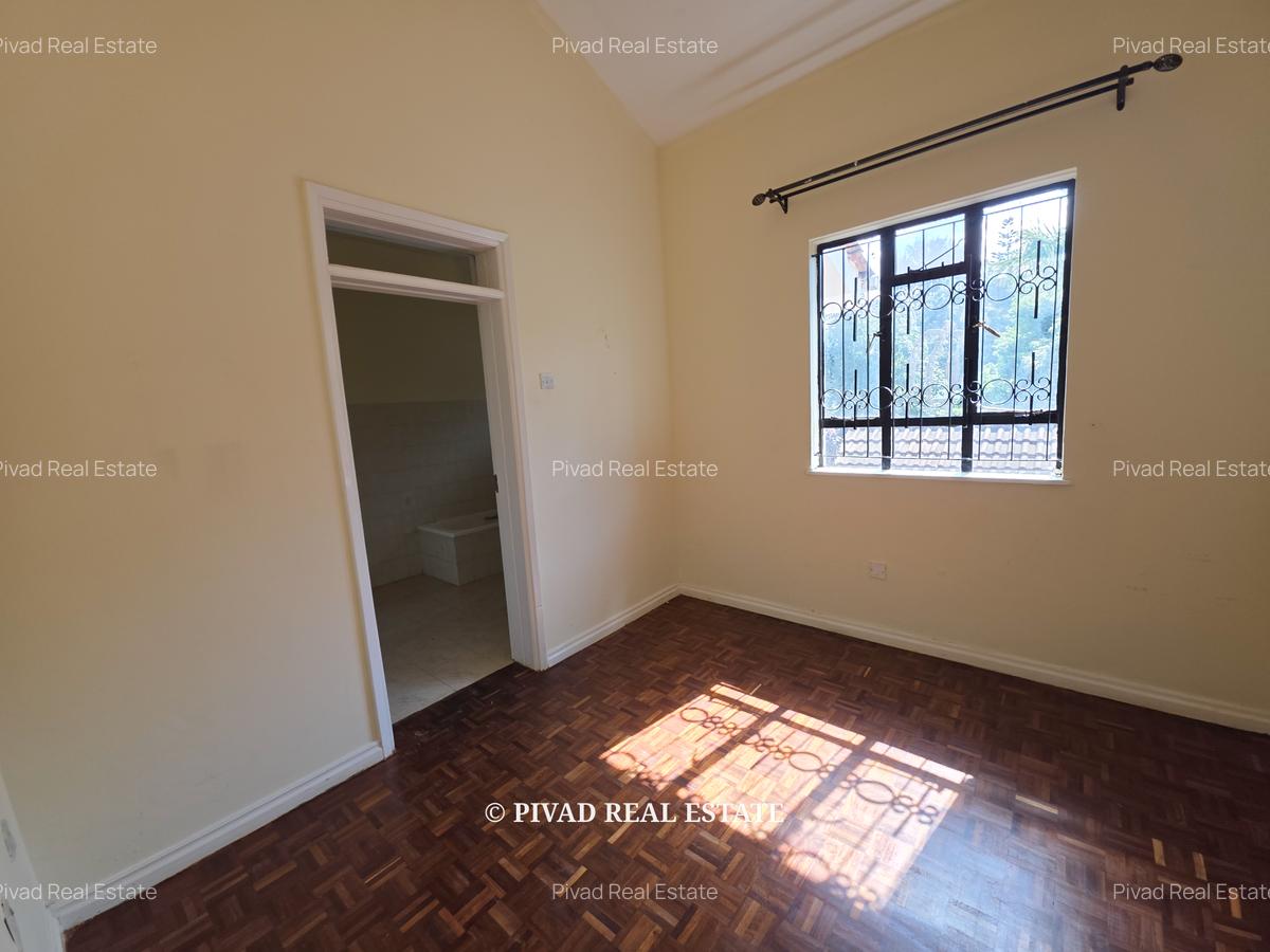 5 Bed House with Garden in Runda - 7