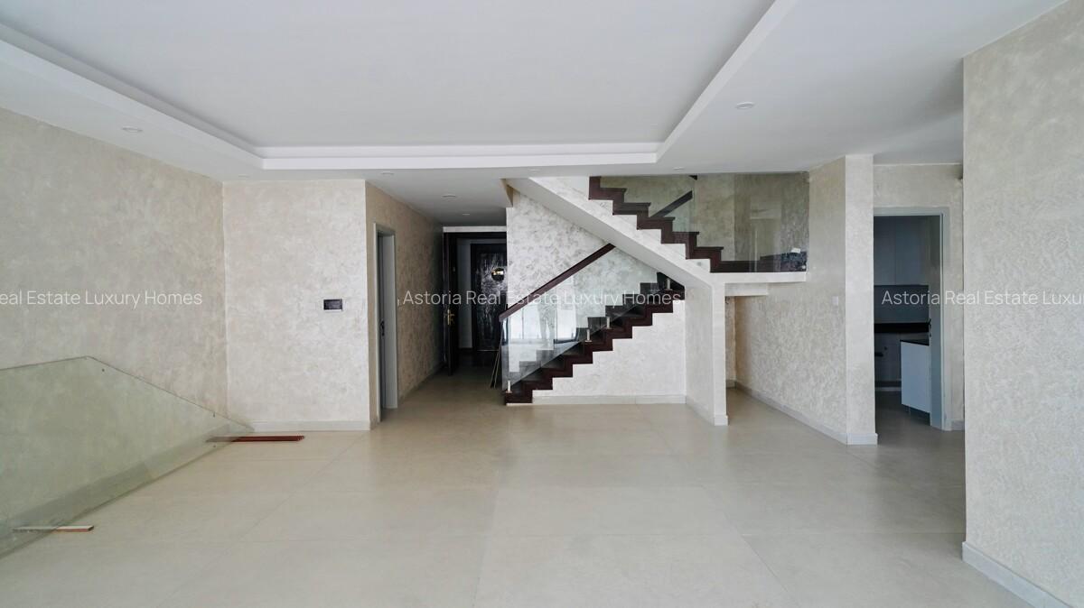 4 Bed Apartment with En Suite at 2026-510 - 7