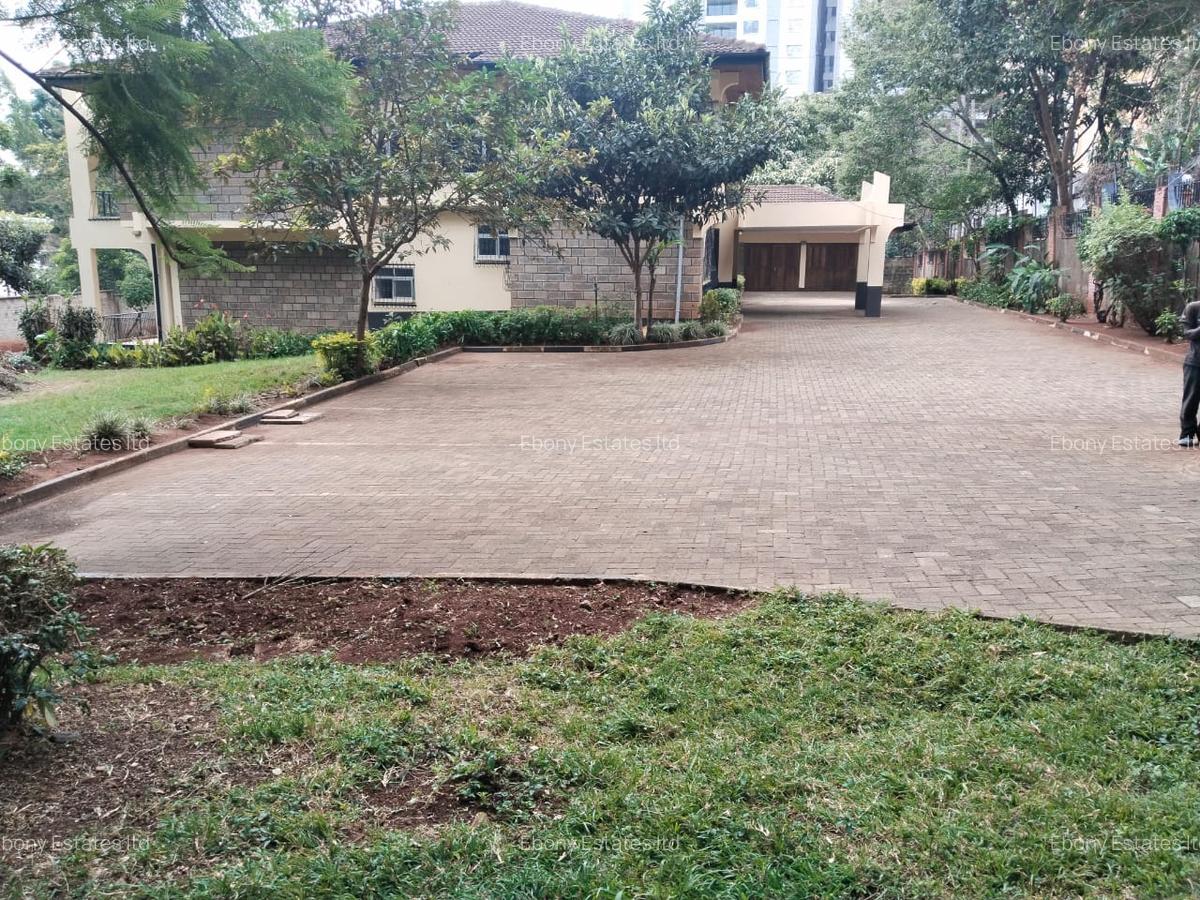 Commercial Property with Service Charge Included in Lavington - 8