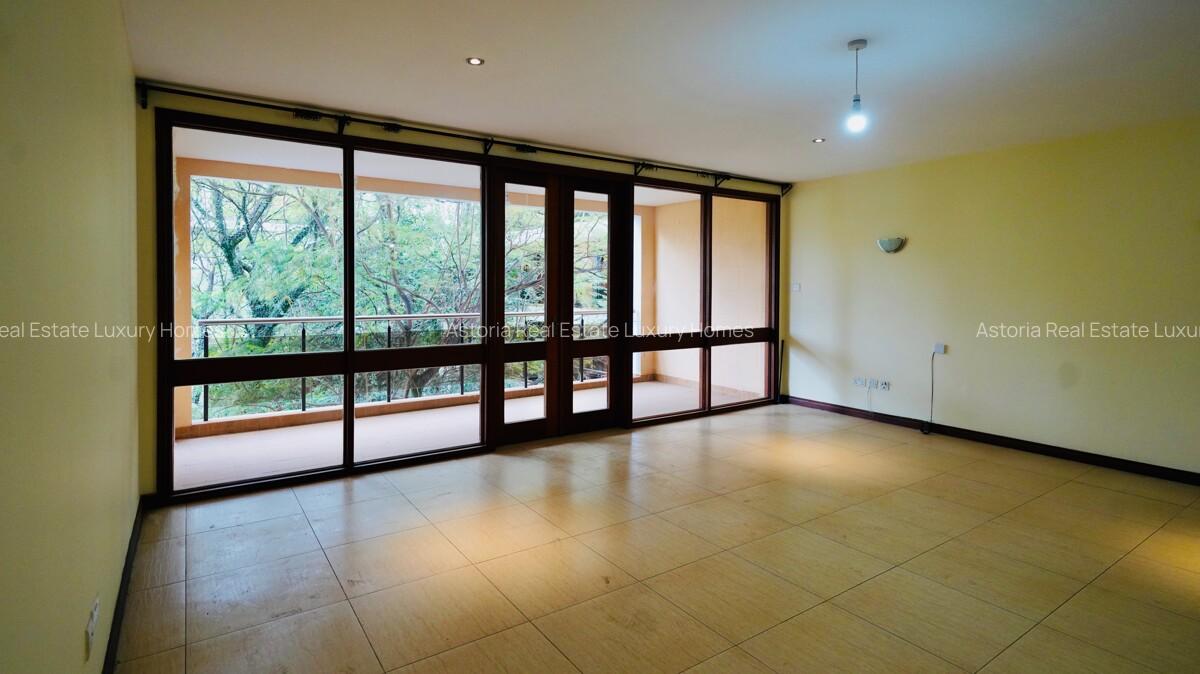 3 Bed Apartment with En Suite at 2026-536 3 Bed - 3
