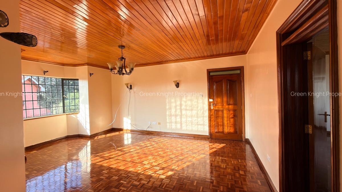 Serviced 3 Bed Apartment with En Suite in Kilimani - 1