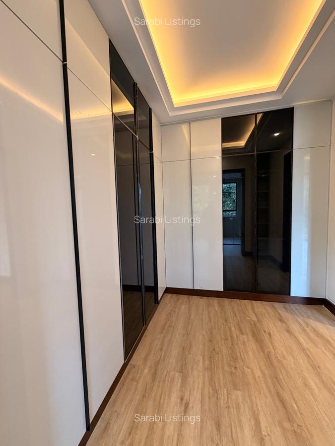 5 Bed Townhouse with En Suite in Kitisuru - 11