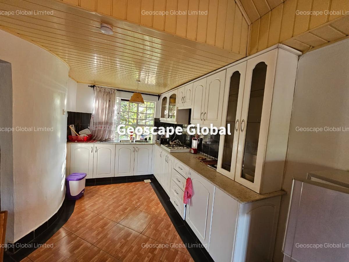 Furnished 1 Bed Apartment with En Suite in Rosslyn - 12
