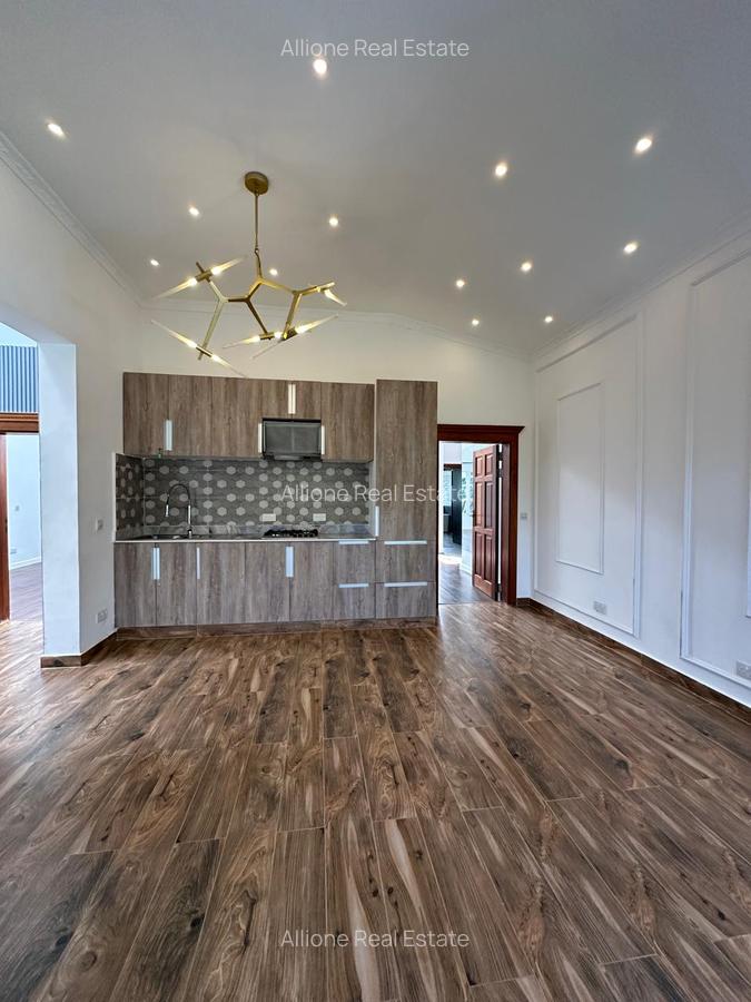 5 Bed House with Swimming Pool in Runda - 18